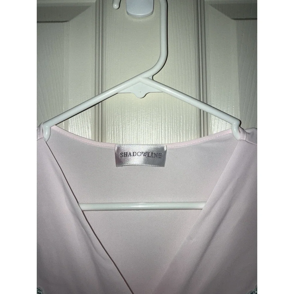 Vintage Shadowline‎ Light Pink  Short Sleeve Knee Length Rose Buds M